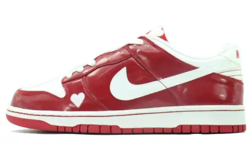 Nike Dunk Low Valentines Day Women's 2004