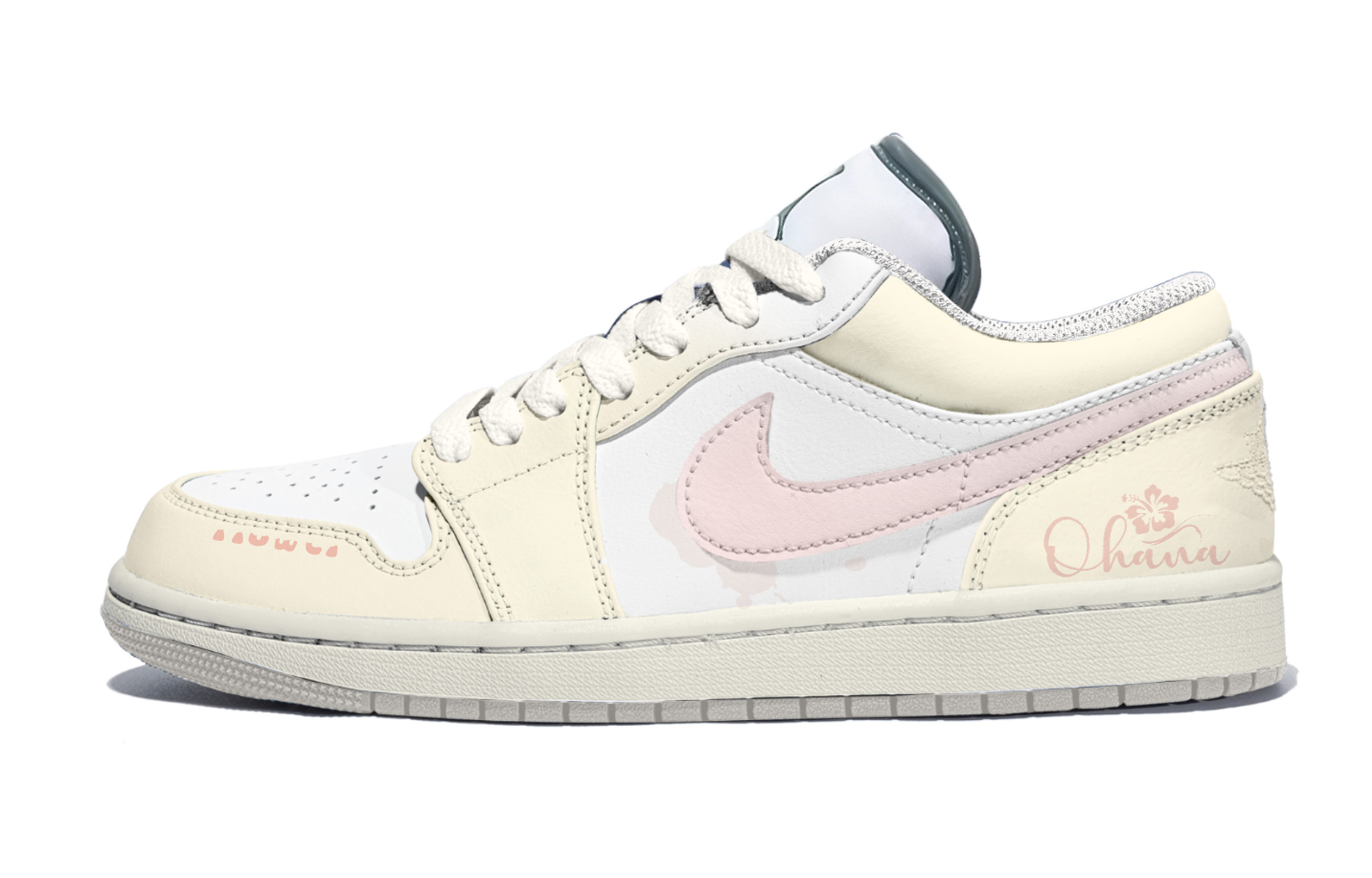 Jordan Air Jordan 1 Abrasion Resistant Low top Vintage Basketball Shoes Unisex Light Yellow