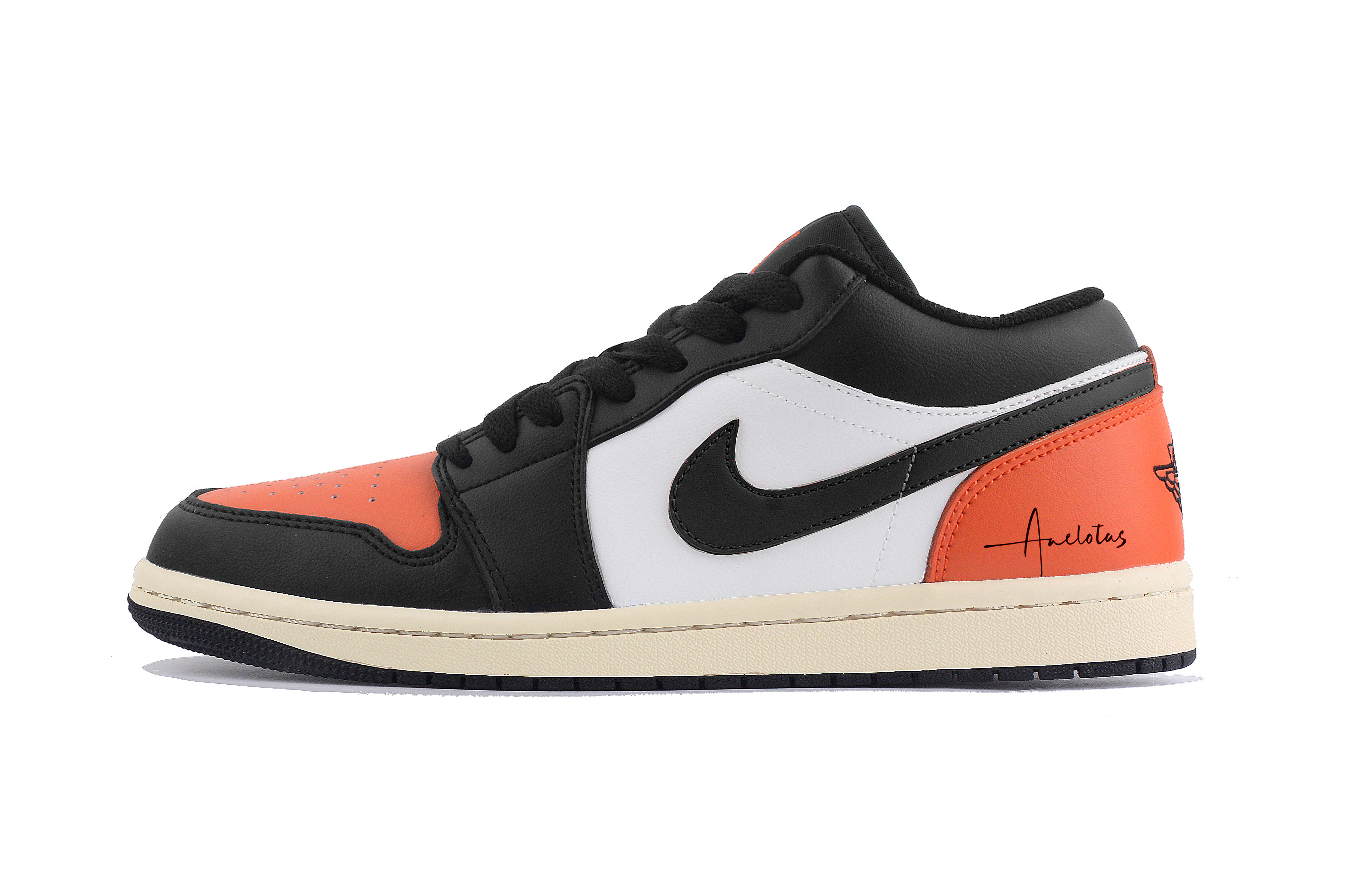Jordan Air Jordan 1 Crushable, Box Included Leather Low top Vintage Basketball Shoes Unisex Black White