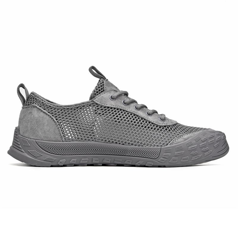 Jeep Mesh Cushioning Abrasion Resistant Lightweight Breathable Slip Resistant Low top Hiking Shoes Men’s
