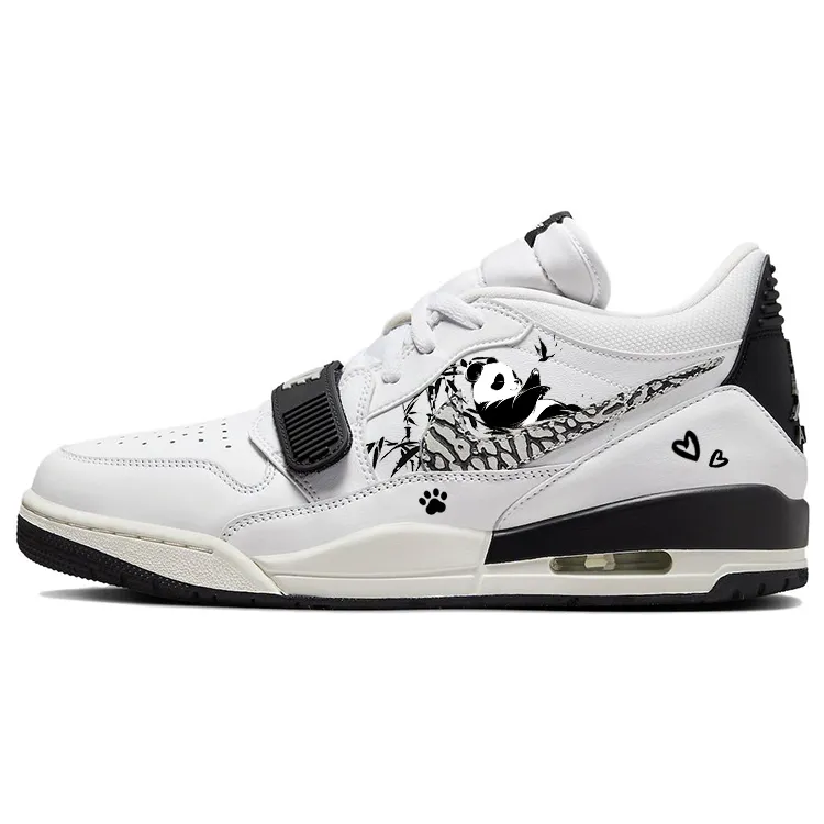 Jordan Air Jordan 1 Slip Resistant Abrasion Resistant Mid top Vintage Basketball Shoes Men's Black White