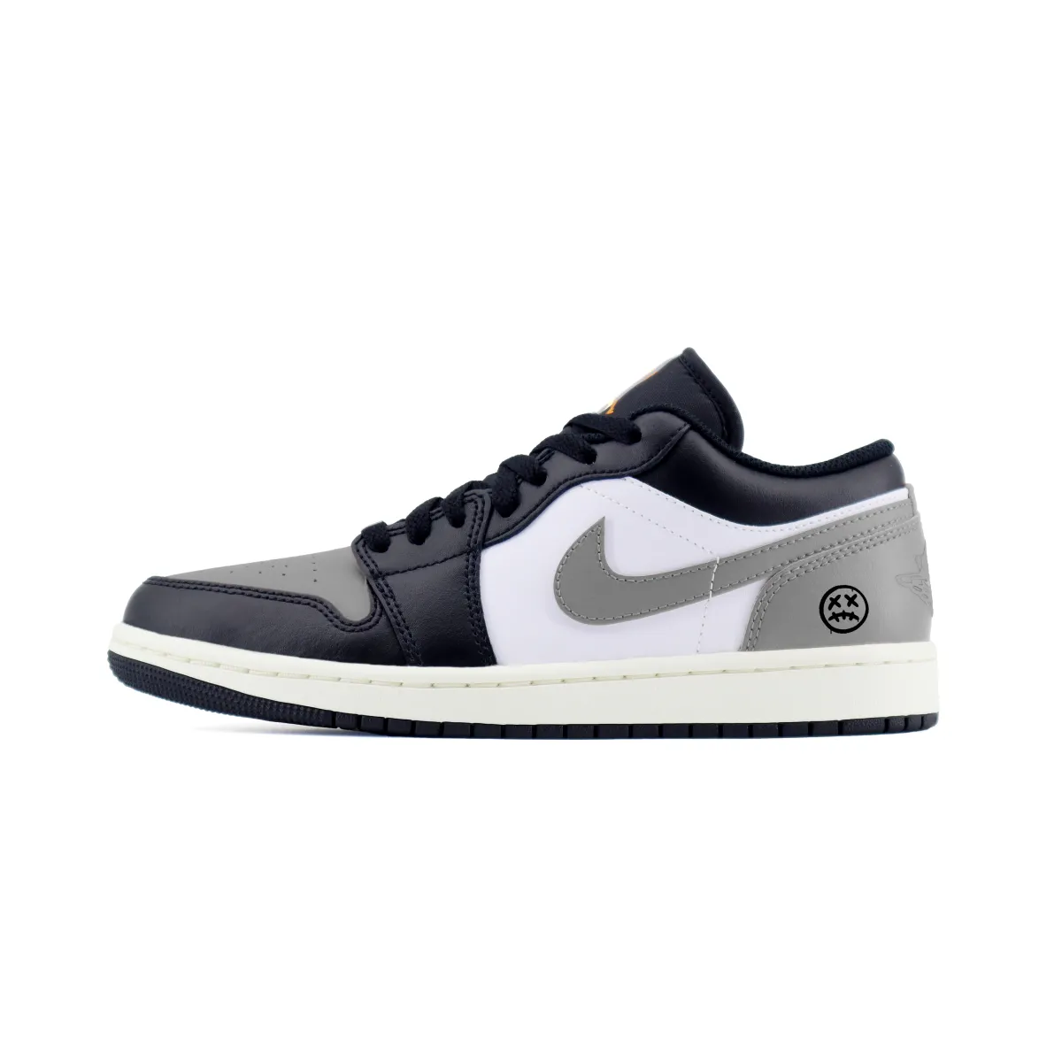 Jordan Air Jordan 1 Fashion Trend Abrasion Resistant Low top Vintage Basketball Shoes Unisex Black Gray
