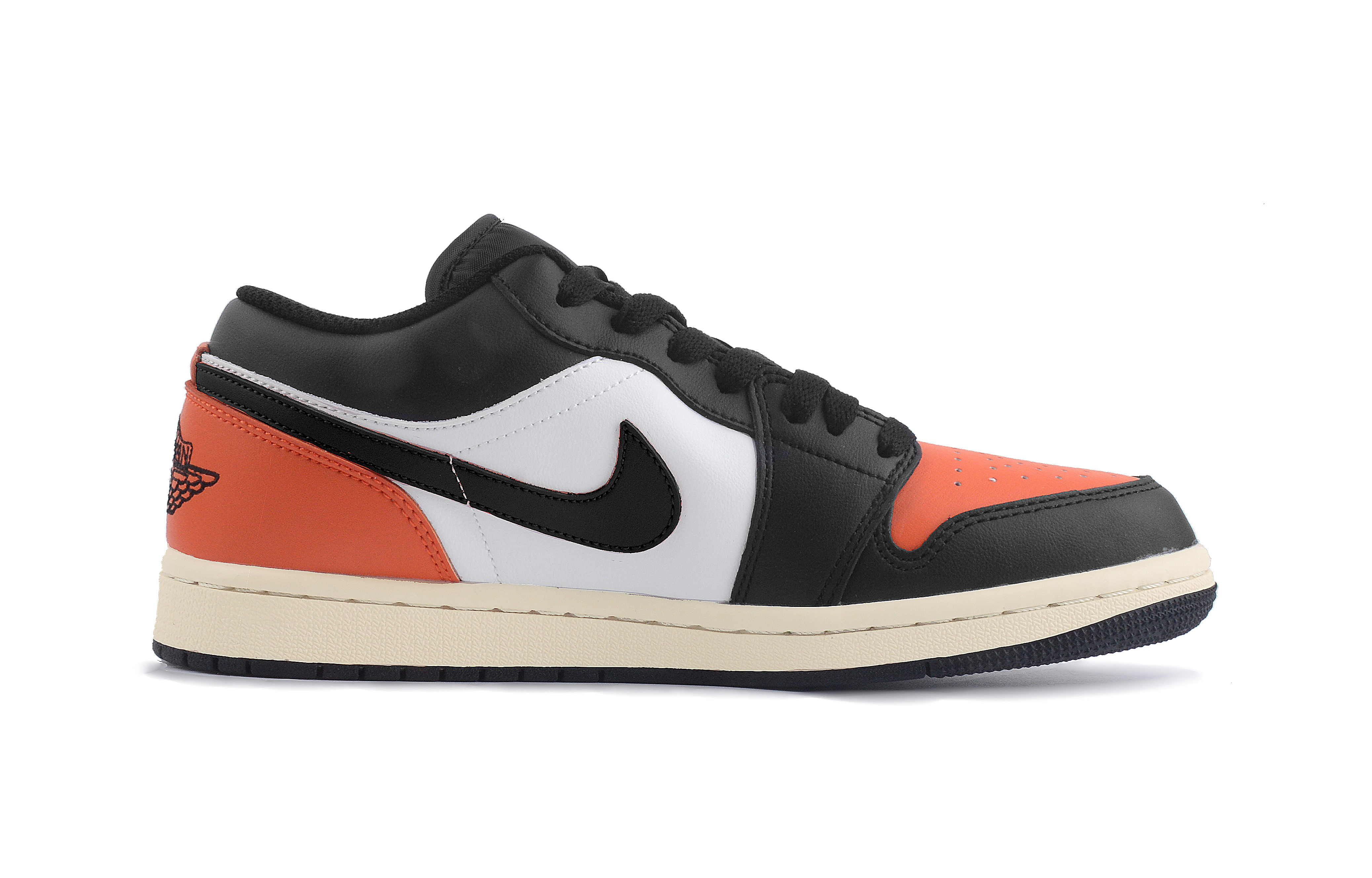 Jordan Air Jordan 1 Crushable, Box Included Leather Low top Vintage Basketball Shoes Unisex Black White
