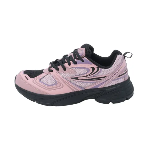 FILA INTERUN Low top Training Shoes Unisex Pink