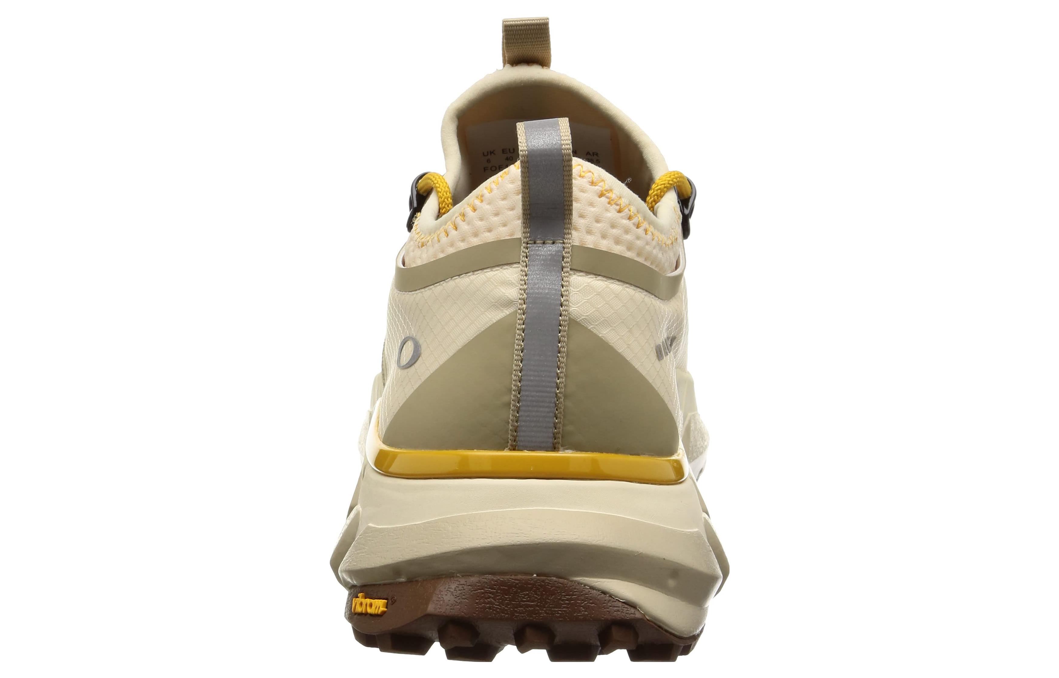 Oakley Light Shield Cushioning Breathable Low top Outdoor Shoes Unisex Earth Yellow