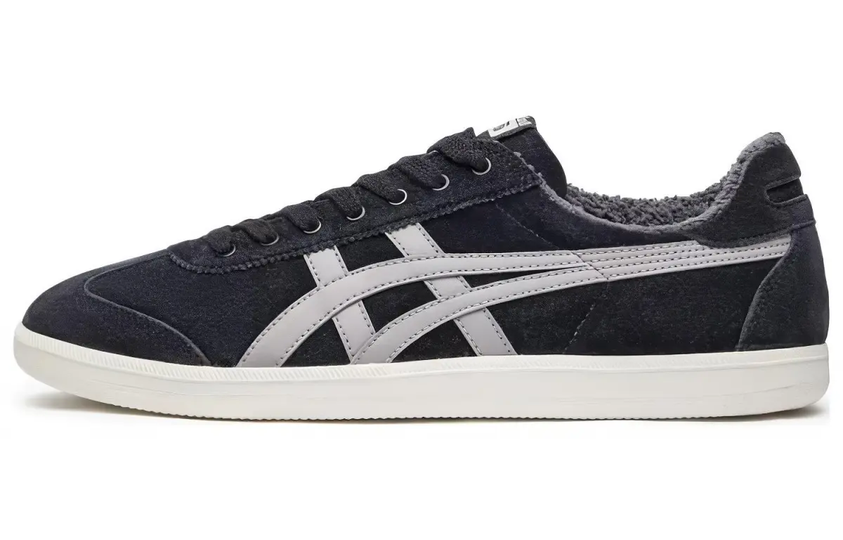 Onitsuka Tiger Tokuten Slip Resistant, Abrasion Resistant, Lightweight Low top Casual Skate Shoes Unisex Black