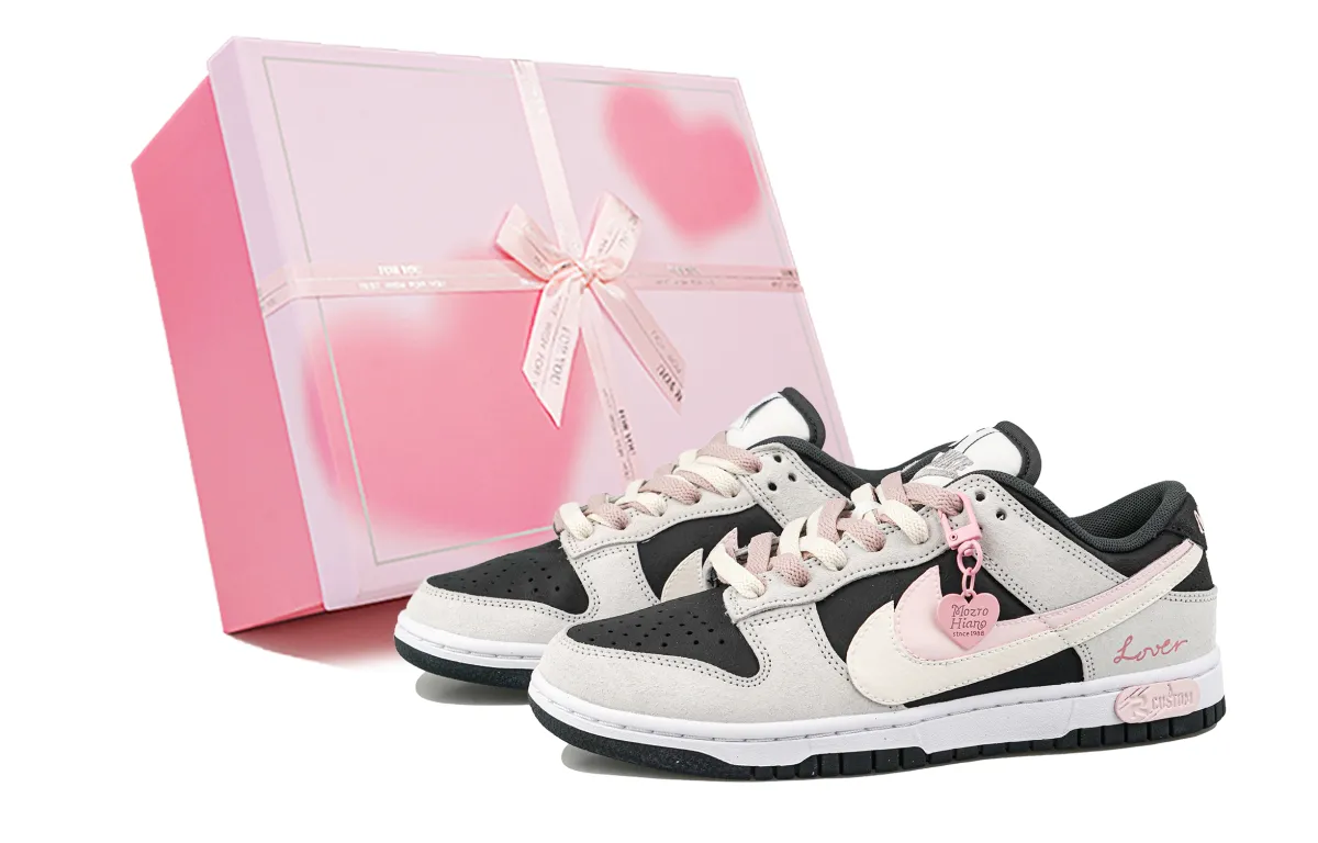 Nike Dunk Slip Resistant Abrasion Resistant Low top Skateboard Shoes Unisex Black Pink