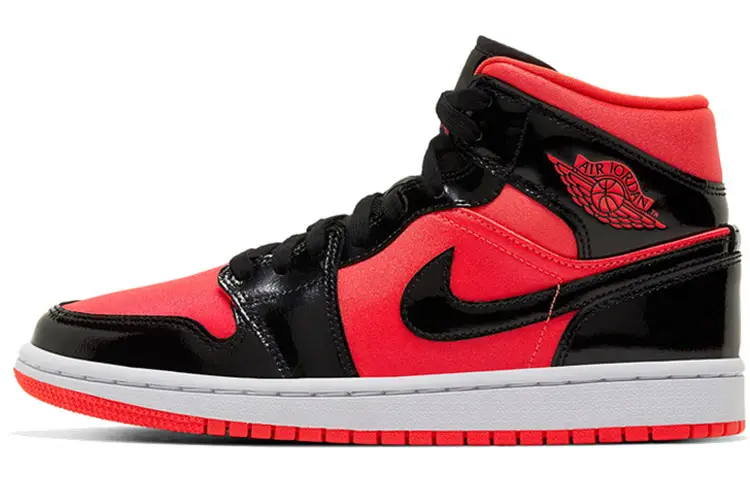 Air Jordan 1 Mid 'Hot Punch' Women's