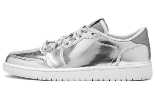 Jordan 1 Retro Low Pinnacle Metallic Silver