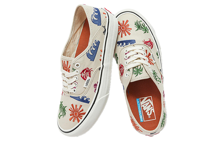 Кеды Vans Authentic (белые) — 白色绣花 — фото 4