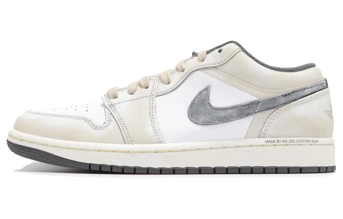 Jordan Air Jordan 1 Abrasion Resistant Abrasion Resistant Low top Vintage Basketball Shoes Unisex Beige Yellow