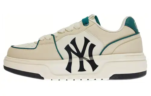 MLB Chunky Liner 24SS New York Yankees Leather Slip Resistant Cushioning Low top Skateboard Shoes Unisex Green