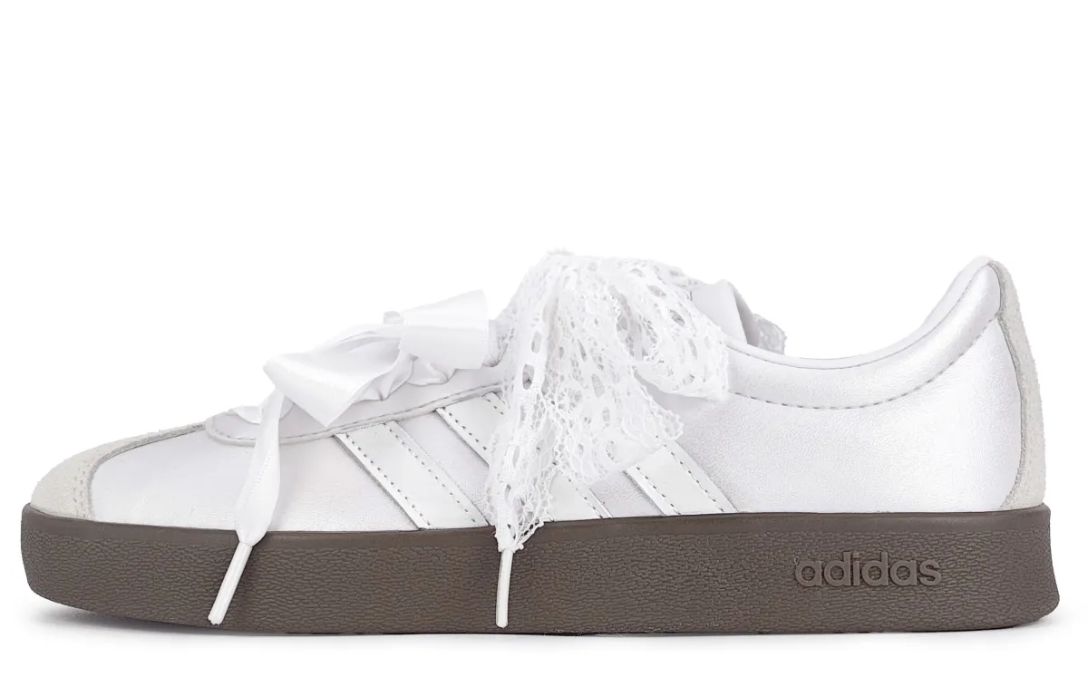 Adidas Vl Court Classic Slip Resistant Slip Resistant Low top Skateboard Shoes Unisex Light Silver