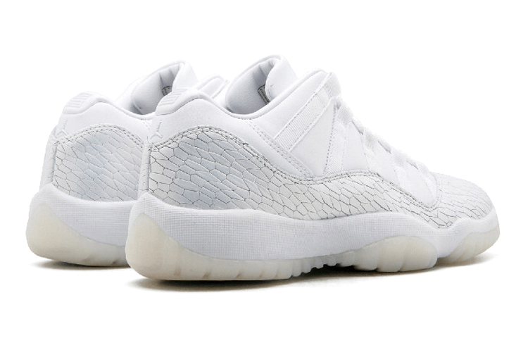 Air Jordan 11 Retro Low Premium ‘Frost White’ Gs