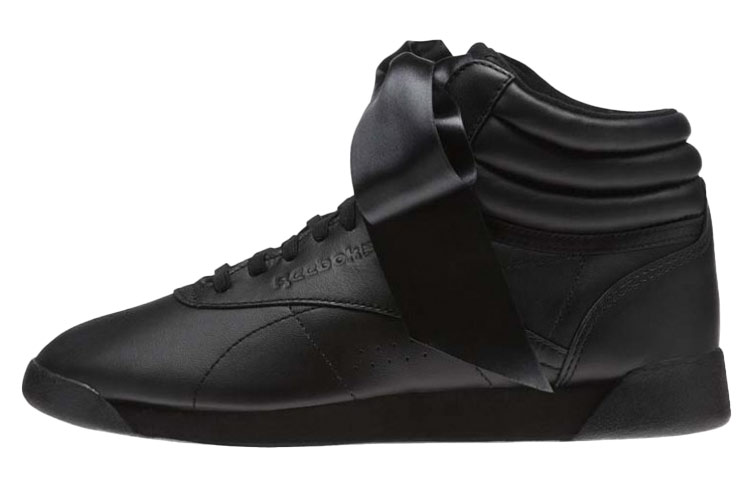 Женские кроссовки Reebok Freestyle Hi (черные)