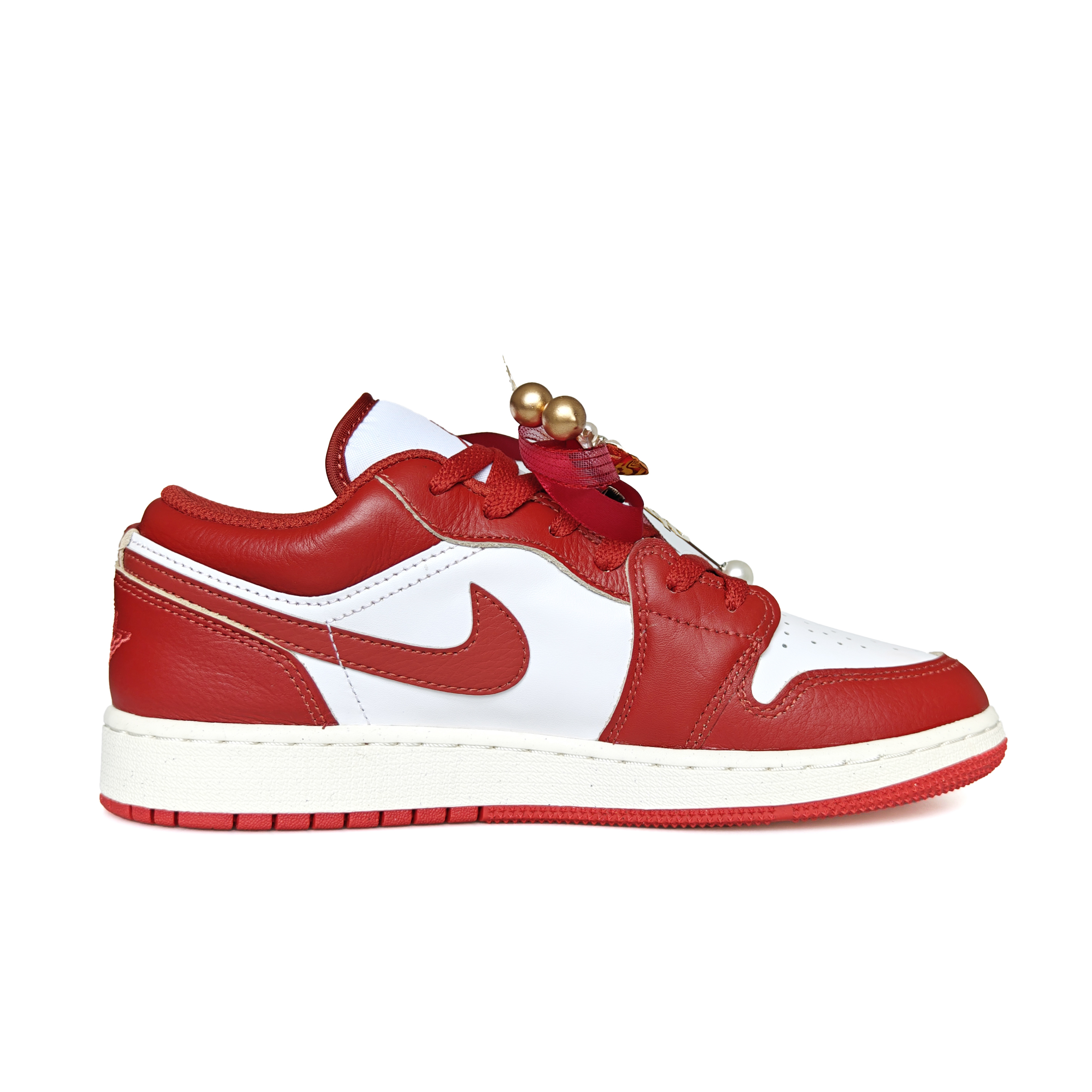 Jordan Air Jordan 1 Abrasion Resistant Low top Vintage Basketball Shoes Women’s Red