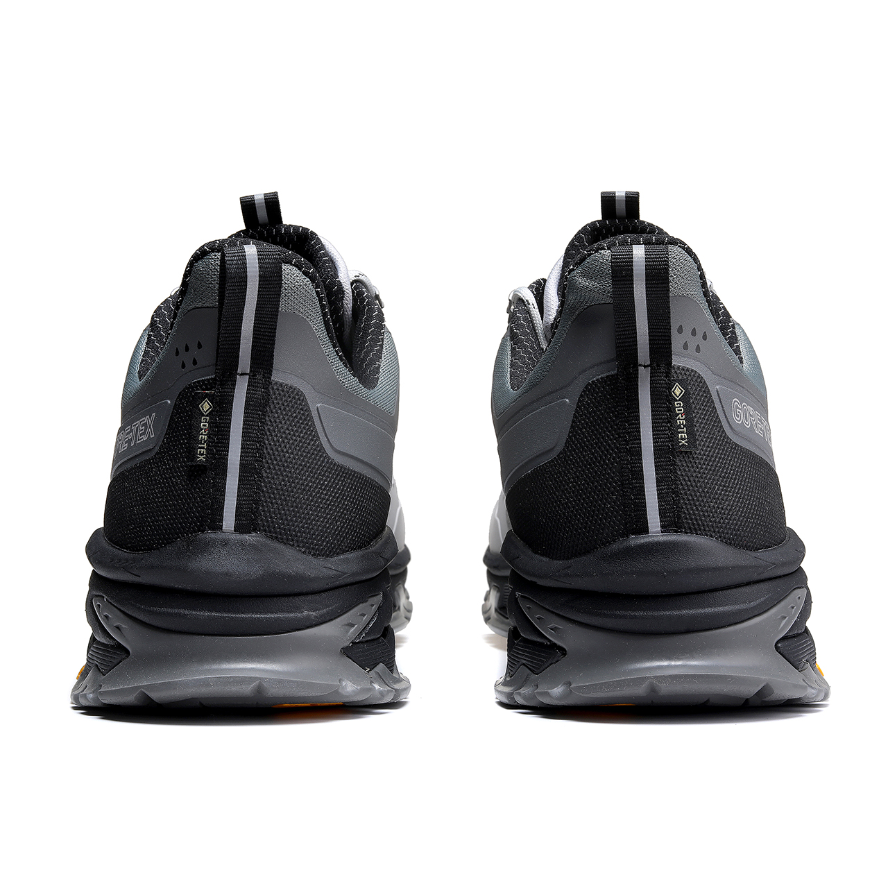 TOREAD Cushioning Slip Resistant Abrasion Resistant Low top Hiking Shoes Men’s