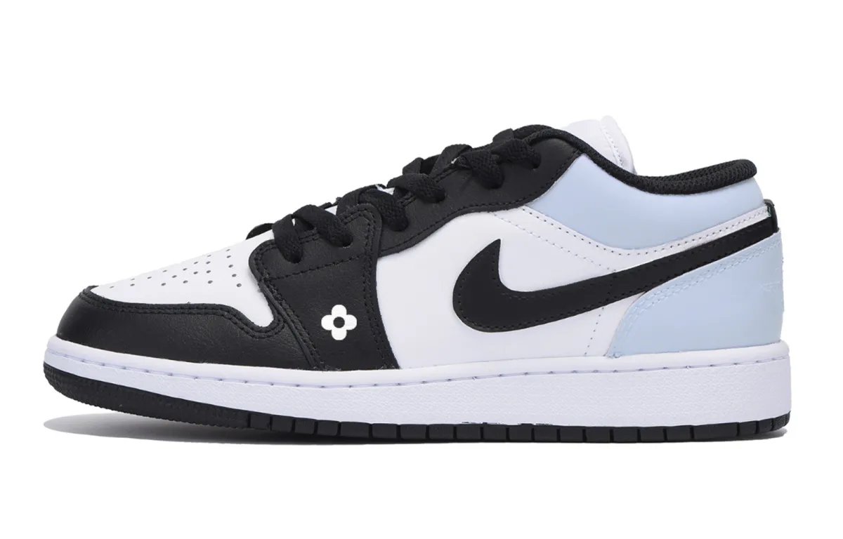 Jordan Air Jordan 1 Urban Chic Style Vintage Low top Vintage Basketball Shoes Men's White Blue