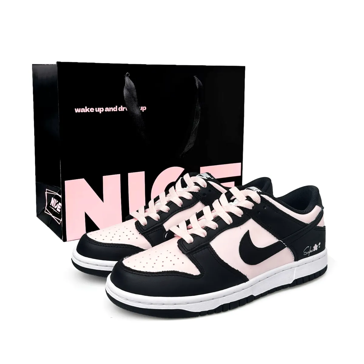 Nike Dunk Abrasion Resistant Low top Skateboard Shoes Unisex Black Pink