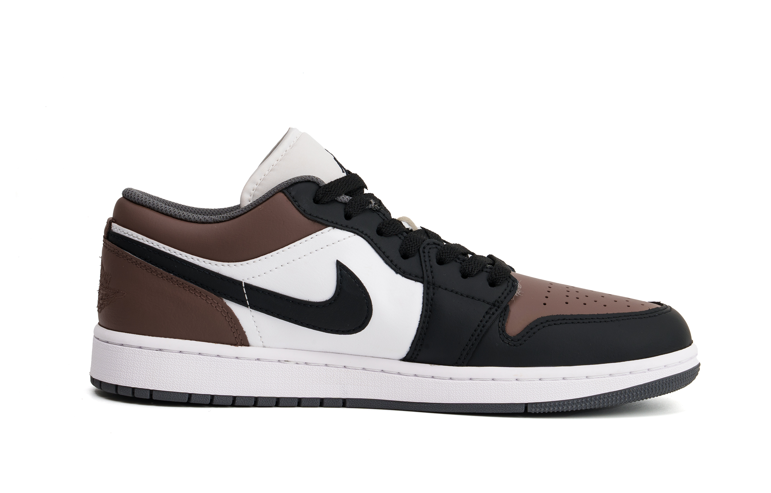 Jordan Air Jordan 1 Abrasion Resistant Low top Vintage Basketball Shoes Unisex