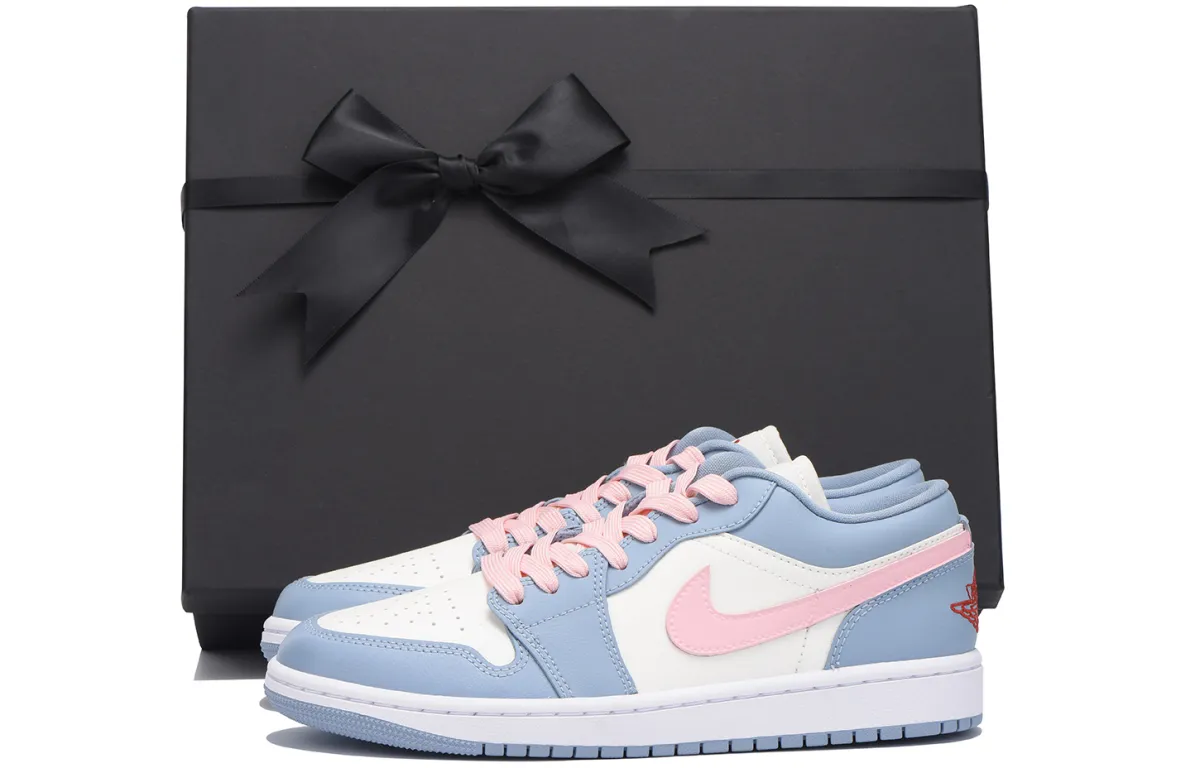Jordan Air Jordan 1 Slip Resistant Abrasion Resistant Low top Vintage Basketball Shoes Women's White Blue