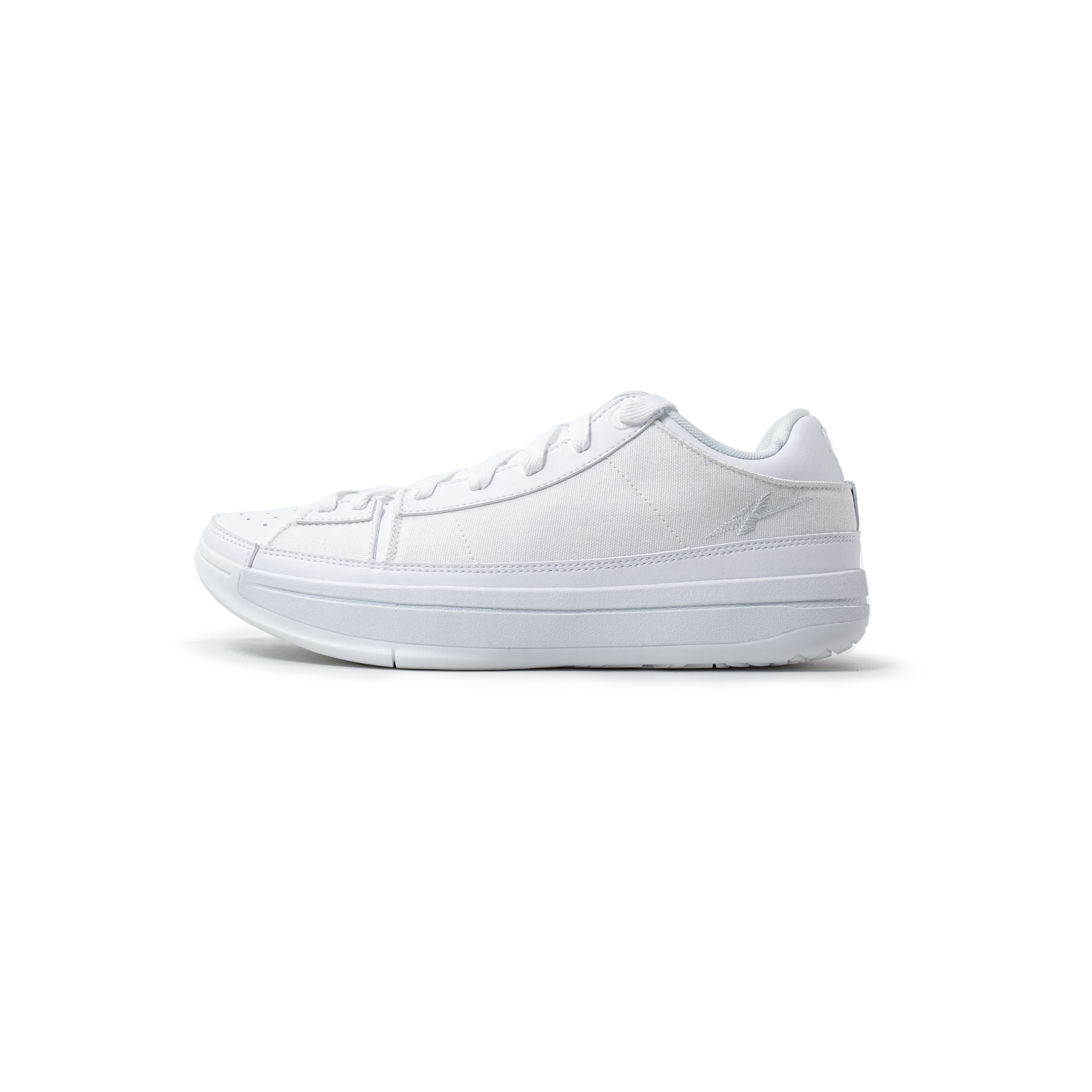 Serious Player Only Textile, Synthetic Leather Low top Basketball Shoes Unisex White