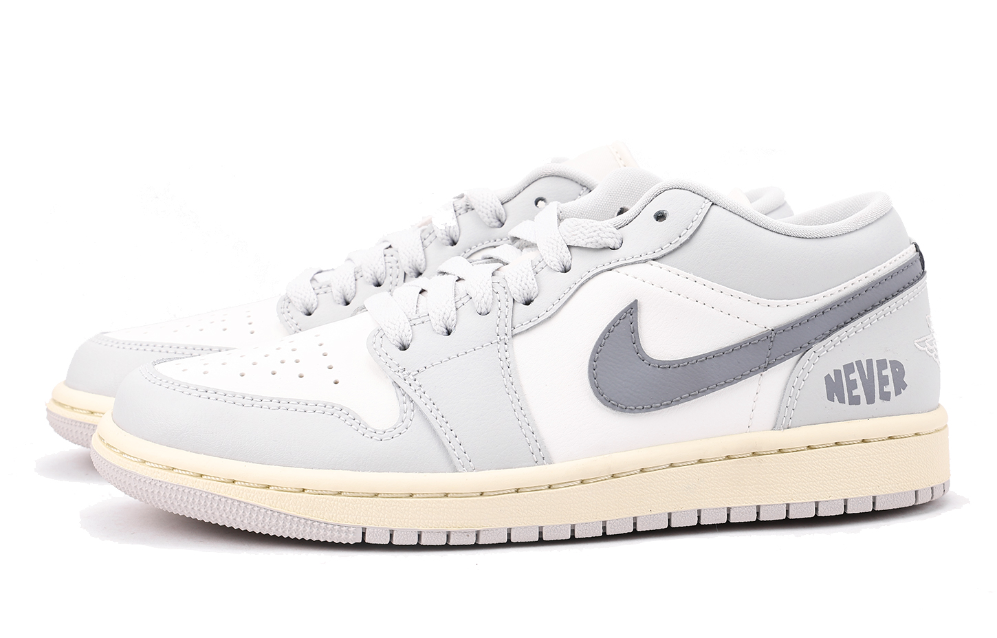 Jordan Air Jordan 1 Slip Resistant Coverage Low top Vintage Basketball Shoes Women’s Gray White