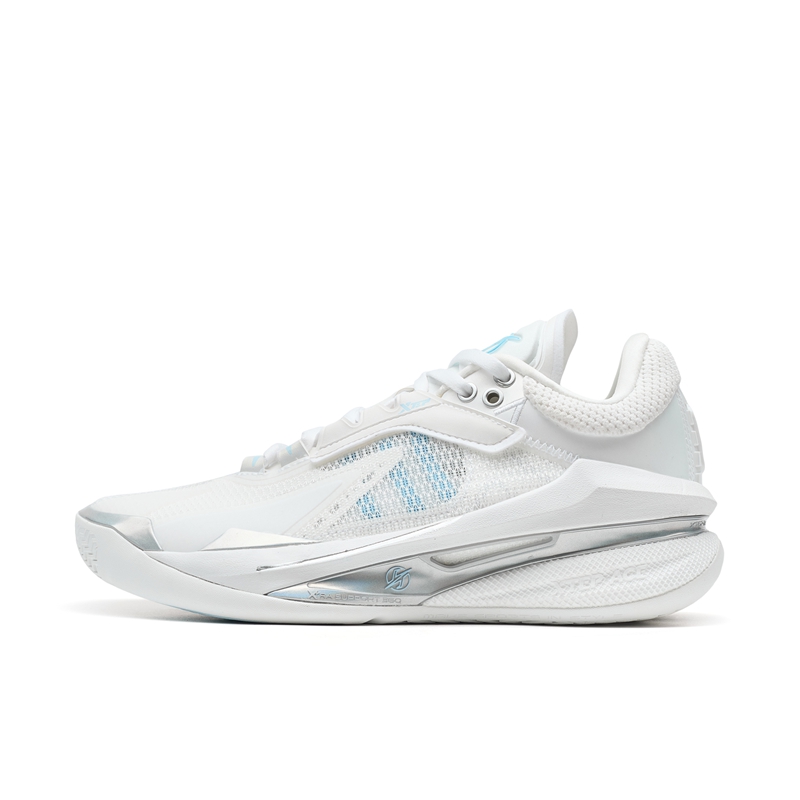 XTEP Spirit Strike PRO Low top Basketball Shoes Men’s Classic White