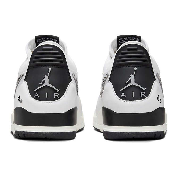 Jordan Air Jordan 1 Slip Resistant Abrasion Resistant Mid top Vintage Basketball Shoes Men’s Black White