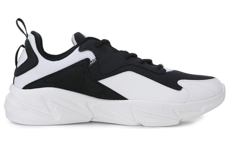 Erke Abrasion Resistant Cushioning Abrasion Resistant Cushioning Low top Training Shoes Men’s Black White