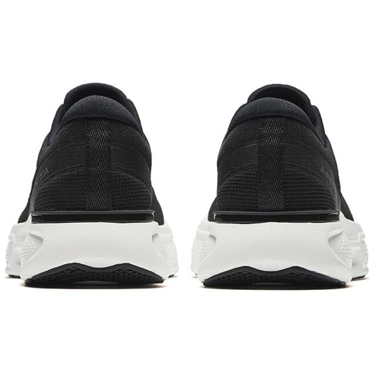 Anta Divine Run 11 Slip Resistant And Breathable Low top Training Shoes Men’s Black