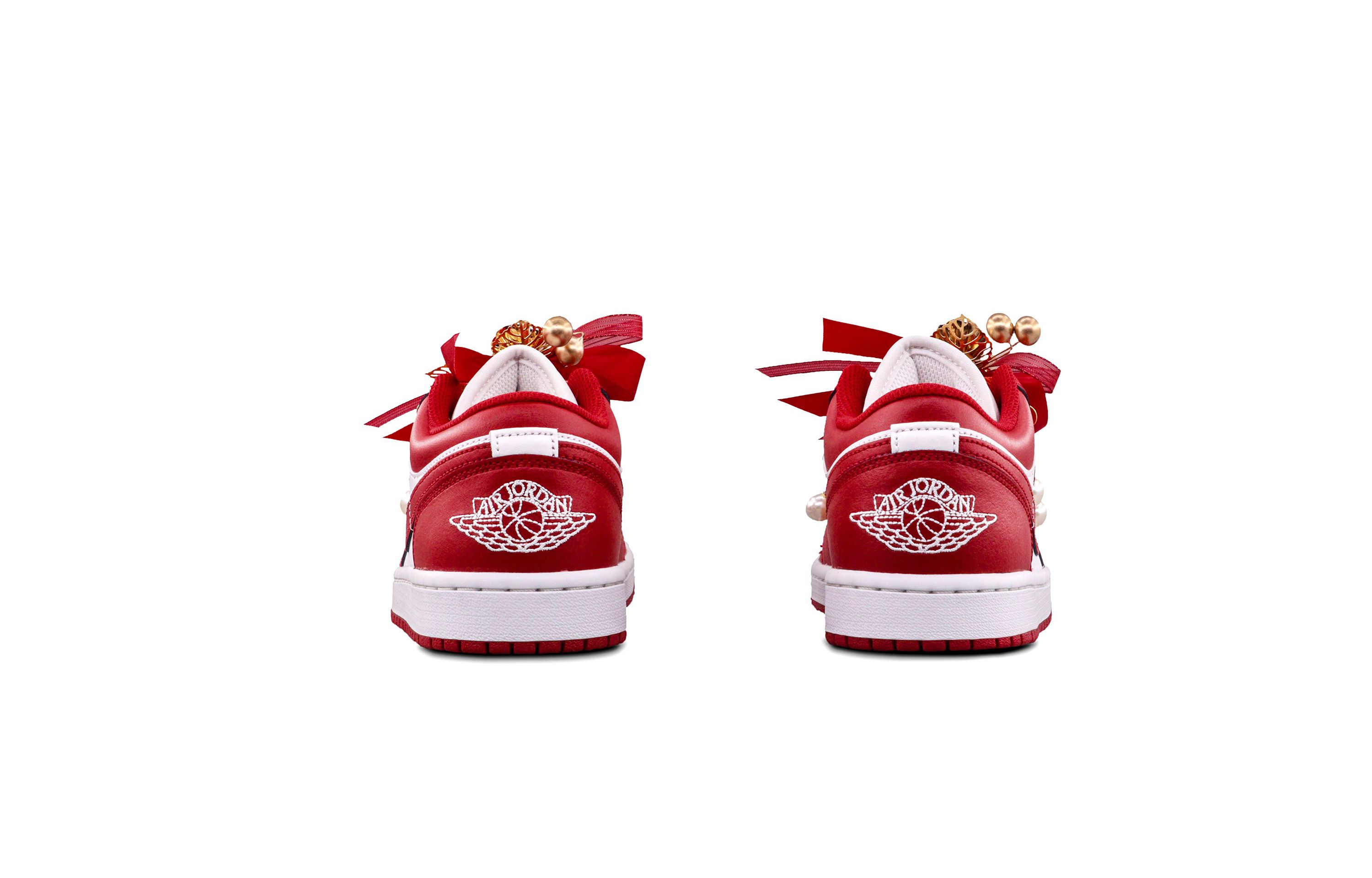 Jordan Air Jordan 1 Liberation Toe Abrasion Resistant Low top Vintage Basketball Shoes Unisex Red