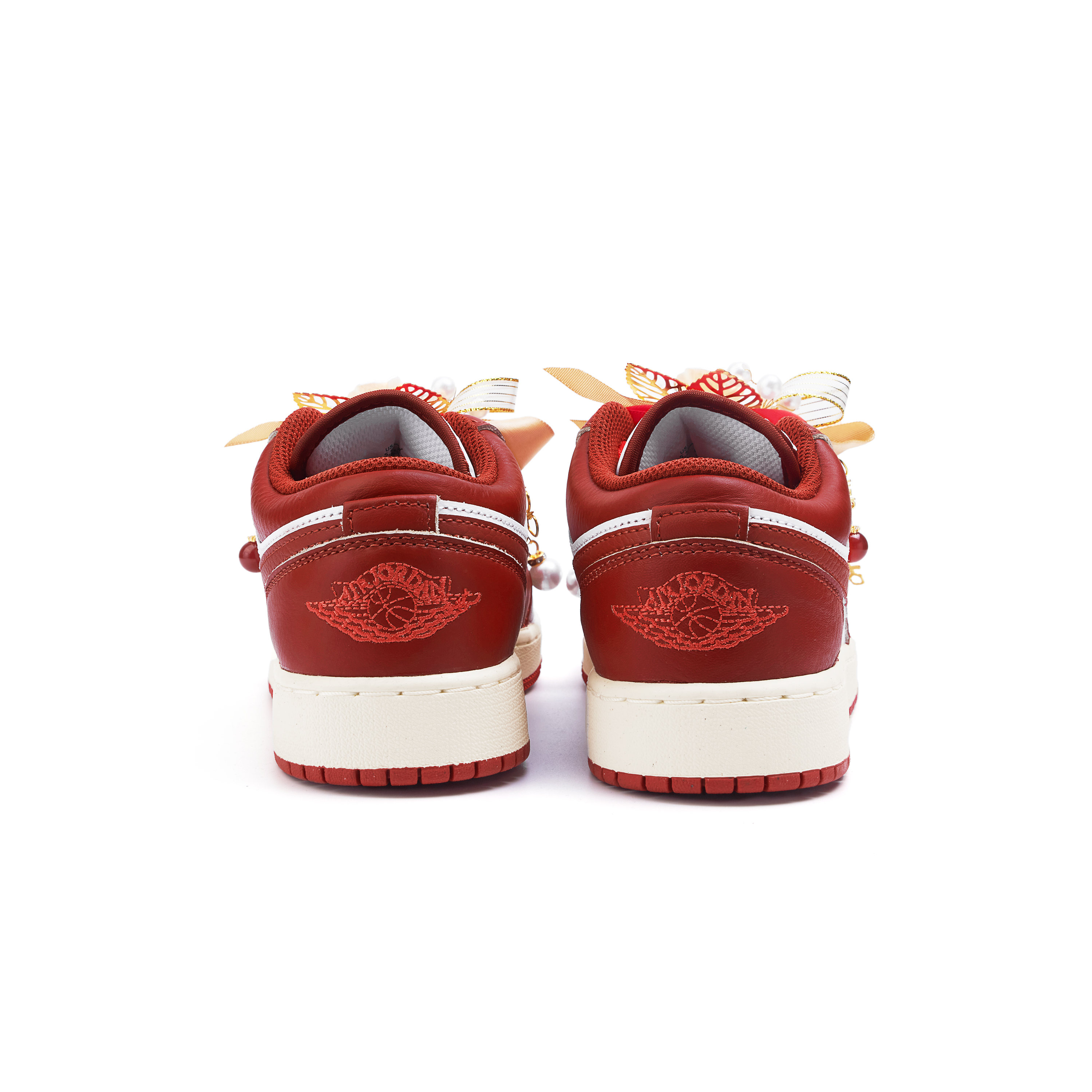 Jordan Air Jordan 1 Slip Resistant Abrasion Resistant Low top Vintage Basketball Shoes Women’s Red