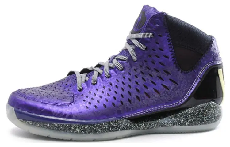 Adidas D Rose 3 'Night Before Christmas'