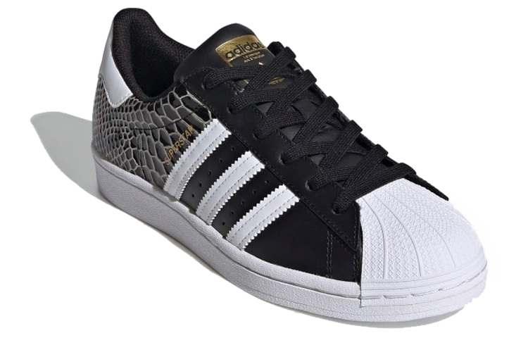 Женские кроссовки adidas originals SUPERSTAR (черные с змеиным принтом) — фото 2