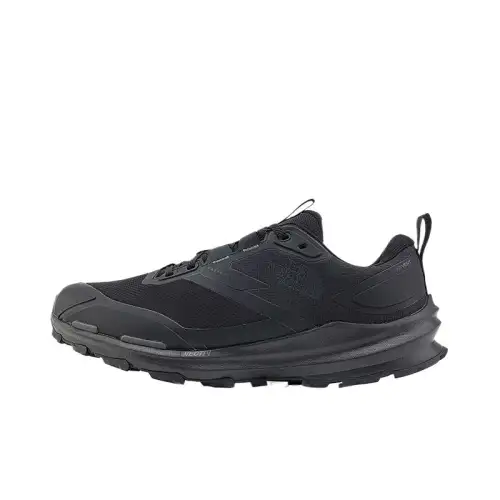 THE NORTH FACE FASTPACK Slip Resistant Grip, Waterproof, And Breathable, Lightweight Rebound Low top Hiking Shoes Men's