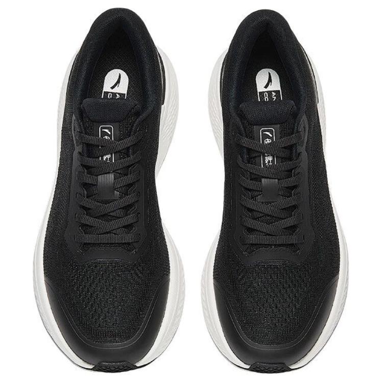 Anta Divine Run 11 Slip Resistant And Breathable Low top Training Shoes Men’s Black