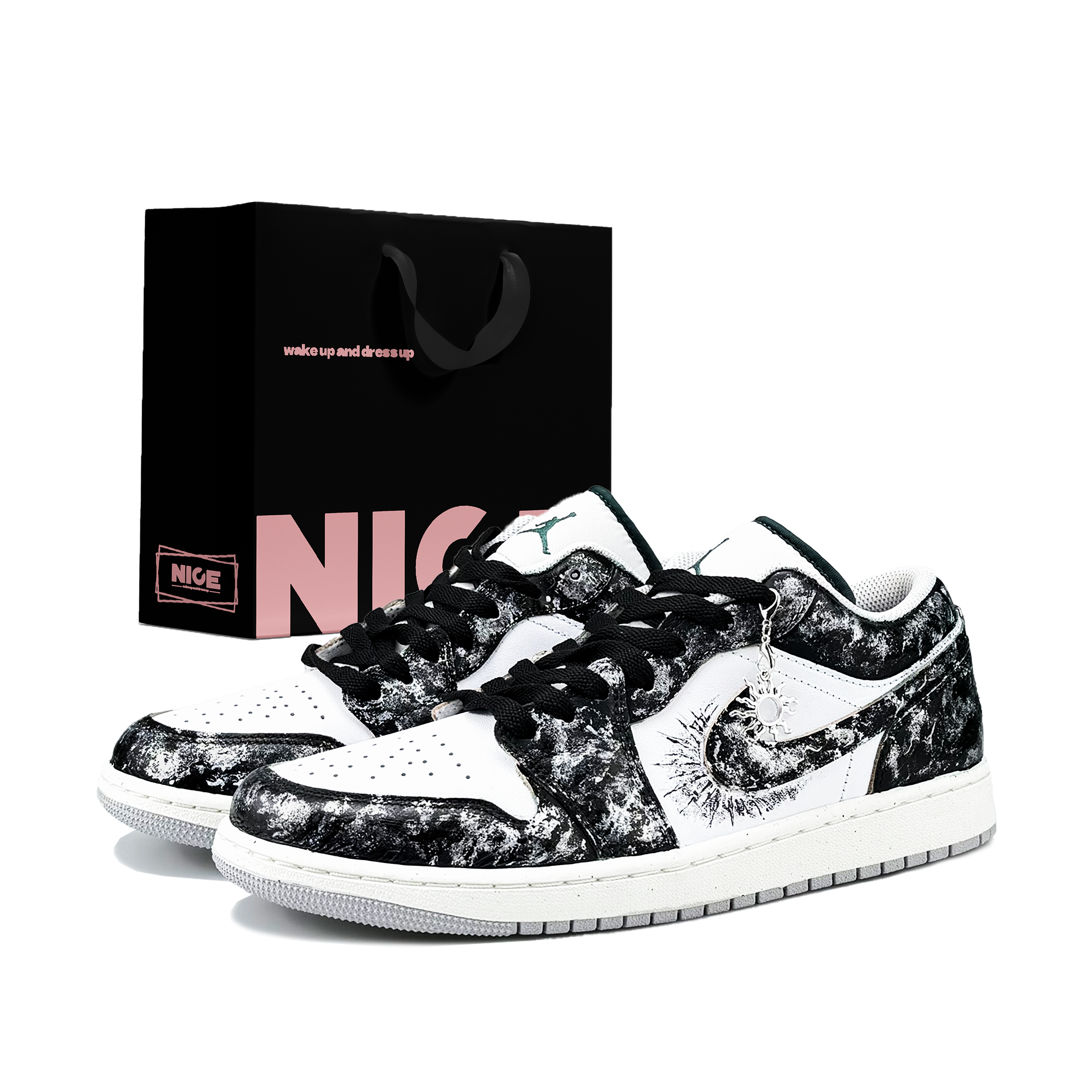 Jordan Air Jordan 1 Abrasion Resistant Low top Vintage Basketball Shoes Unisex Black White