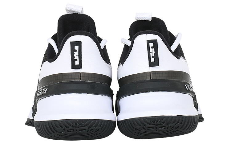 Мужские кроссовки Nike Ambassador 13 (черно-белые) — Чёрныйбелый — фото 3