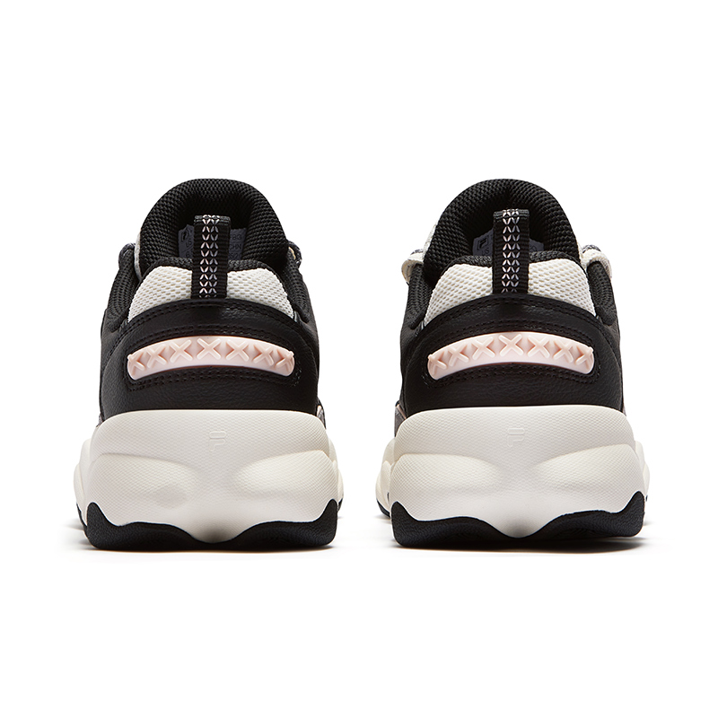 FILA FUSION WATERBEAR Vintage Basketball Shoes Women’s Black White