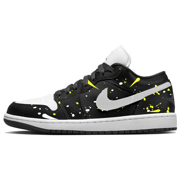 Jordan Air Jordan 1 Slip Resistant Abrasion Resistant Low top Vintage Basketball Shoes Women's Black White