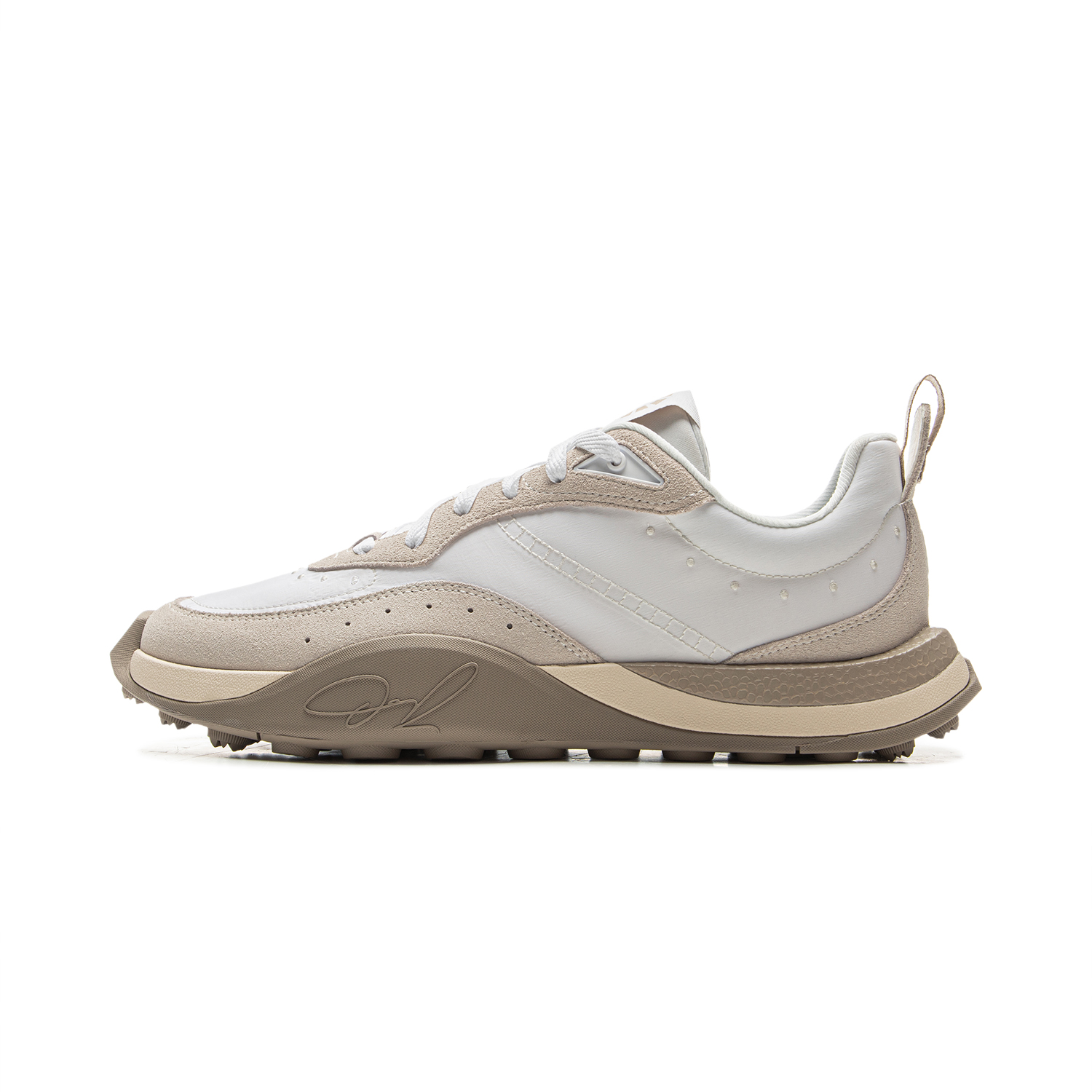 Li Ning Cushioning Slip Resistant Abrasion Resistant Breathable Lightweight Low top Basketball Shoes Men’s White Brown