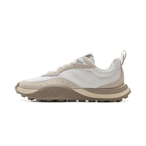 Li Ning Cushioning Slip Resistant Abrasion Resistant Breathable Lightweight Low top Basketball Shoes Men's White Brown