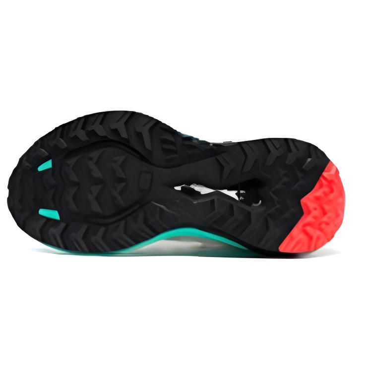 QIAODAN Cushioning Slip Resistant Breathable Low top Mountaineering Shoes Men’s Ivory White Black