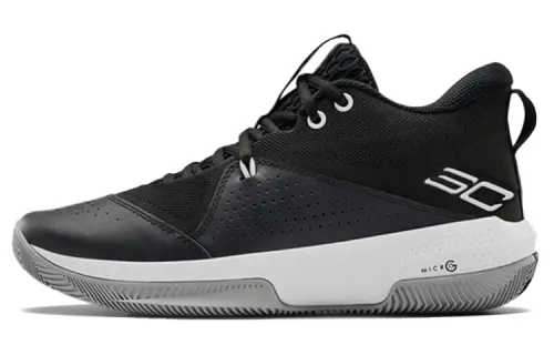 Under Armour Sc 3zer0 Iv Low Top Black