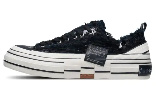 VESSEL Low top Canvas Shoes Unisex Black