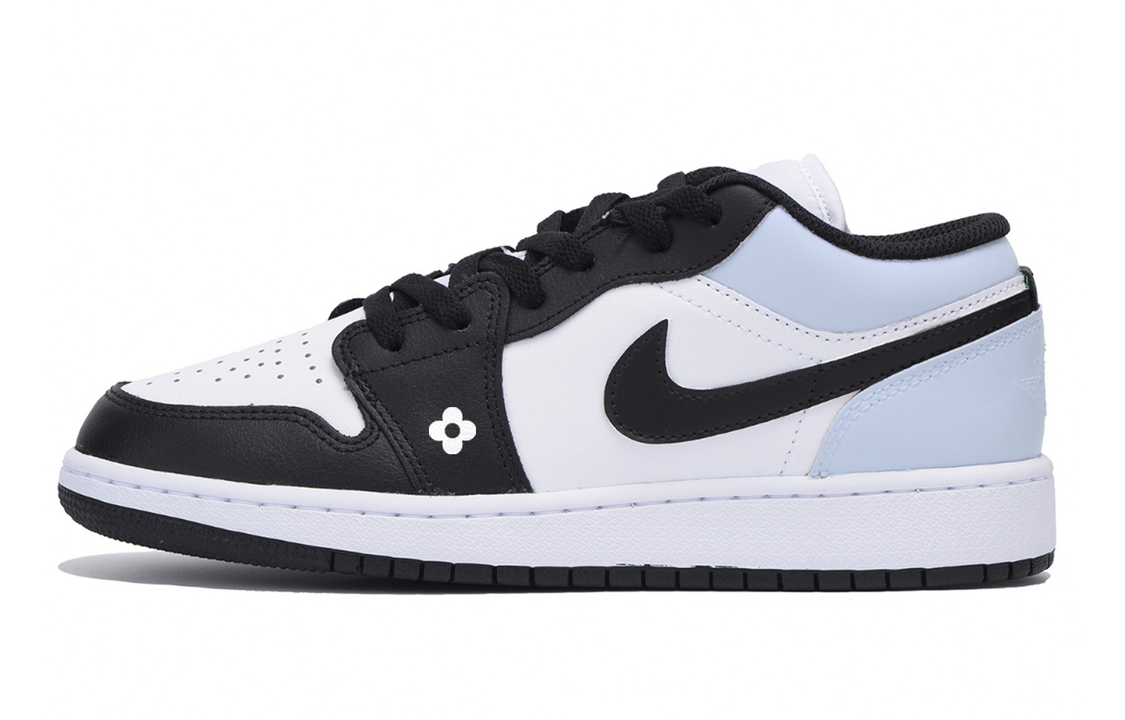 Jordan Air Jordan 1 Sweet, Cool, And Vintage, Special Shoe Box Low top Vintage Basketball Shoes Men’s White Blue