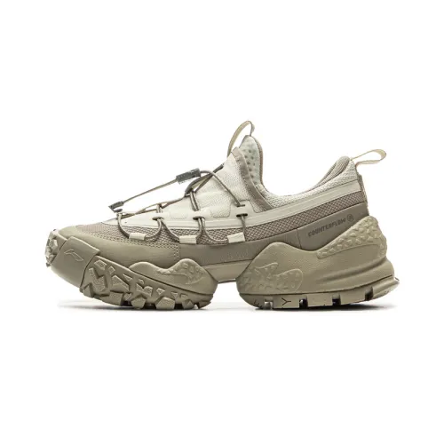 Li Ning Outdoor CF Tracing, Forest Environment Low top Hiking Shoes Women's Brown