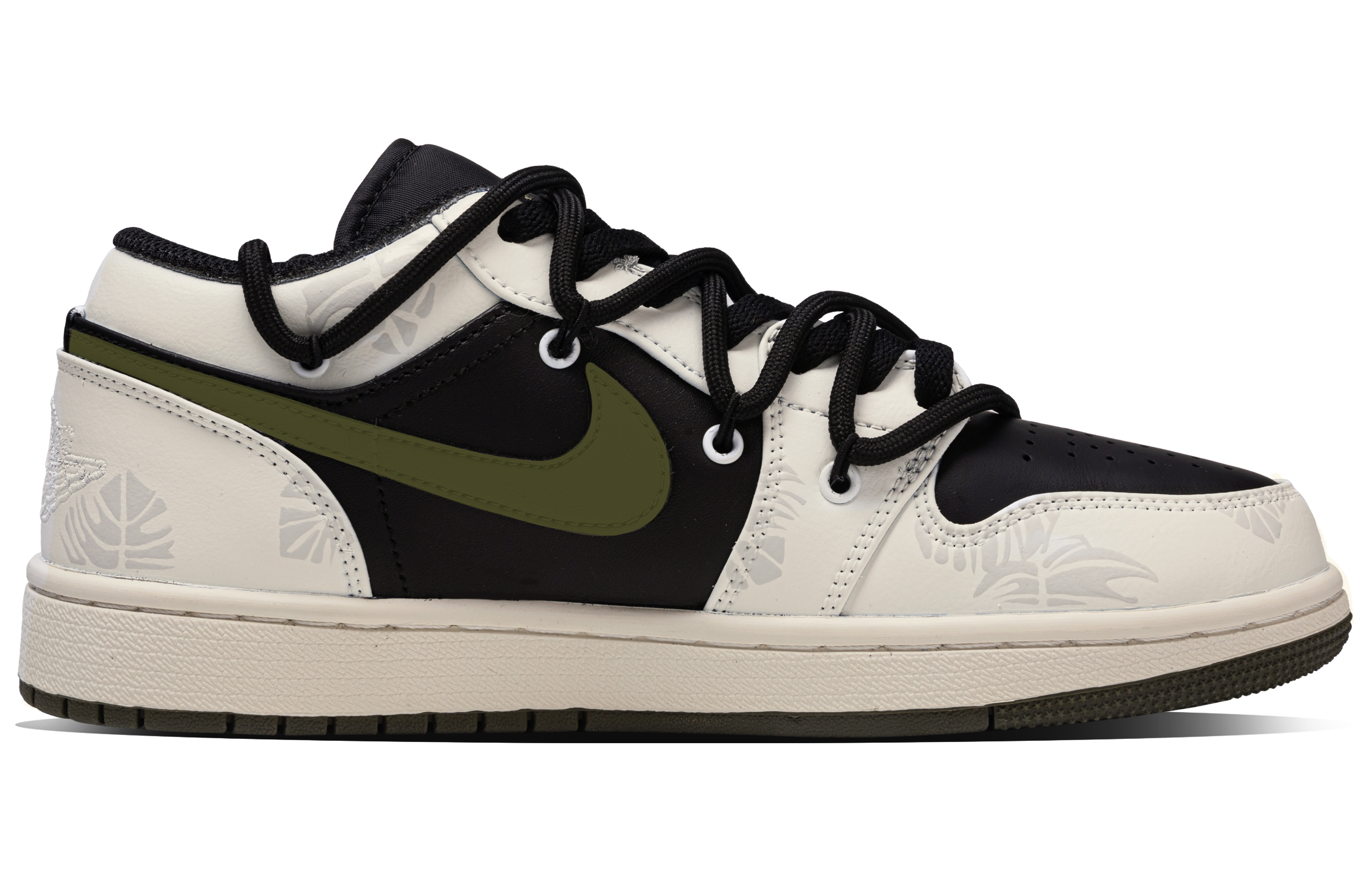 Jordan Air Jordan 1 Jurassic Abrasion Resistant Low top Vintage Basketball Shoes Unisex Beige Black