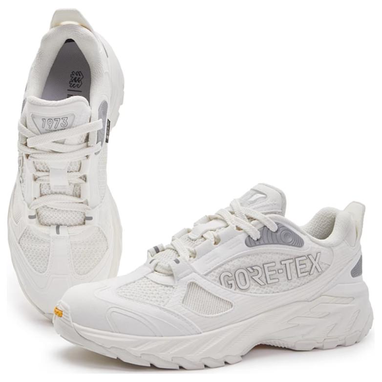 KOLON SPORT Cushioning, Wear Resistant Low top Hiking Shoes Unisex White
